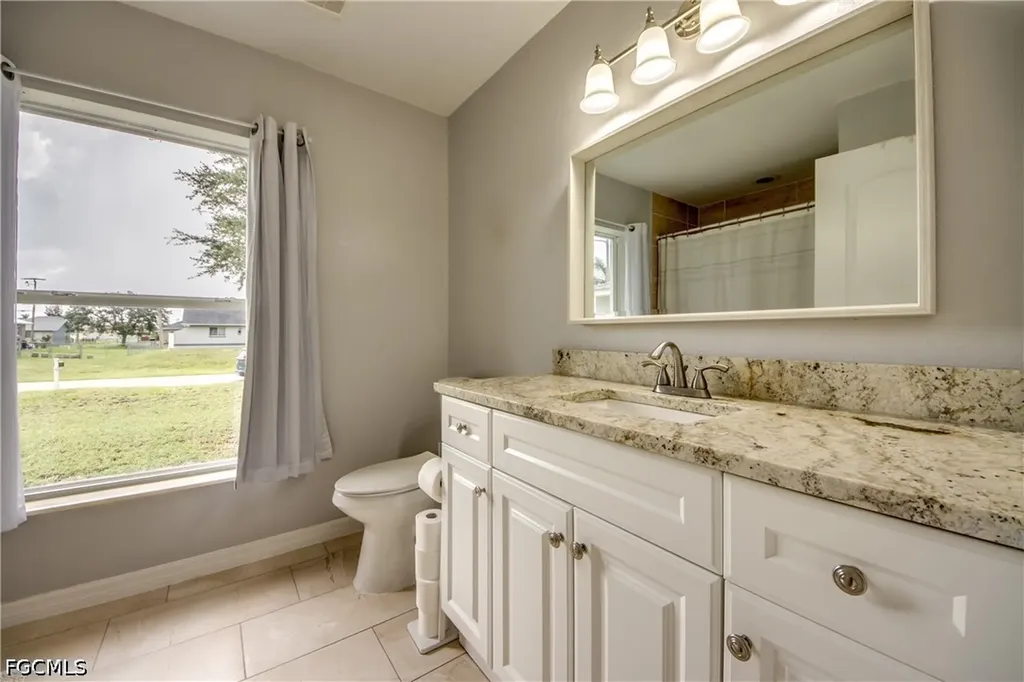 625 SW 11th Terrace Cape Coral FL 33991