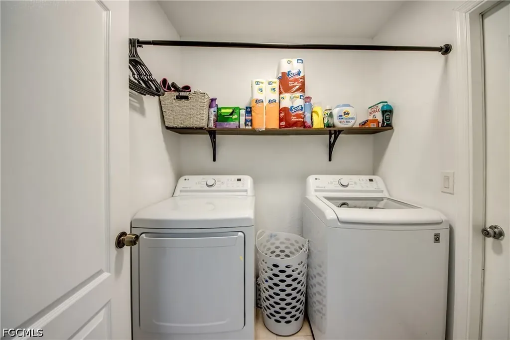 625 SW 11th Terrace Cape Coral FL 33991