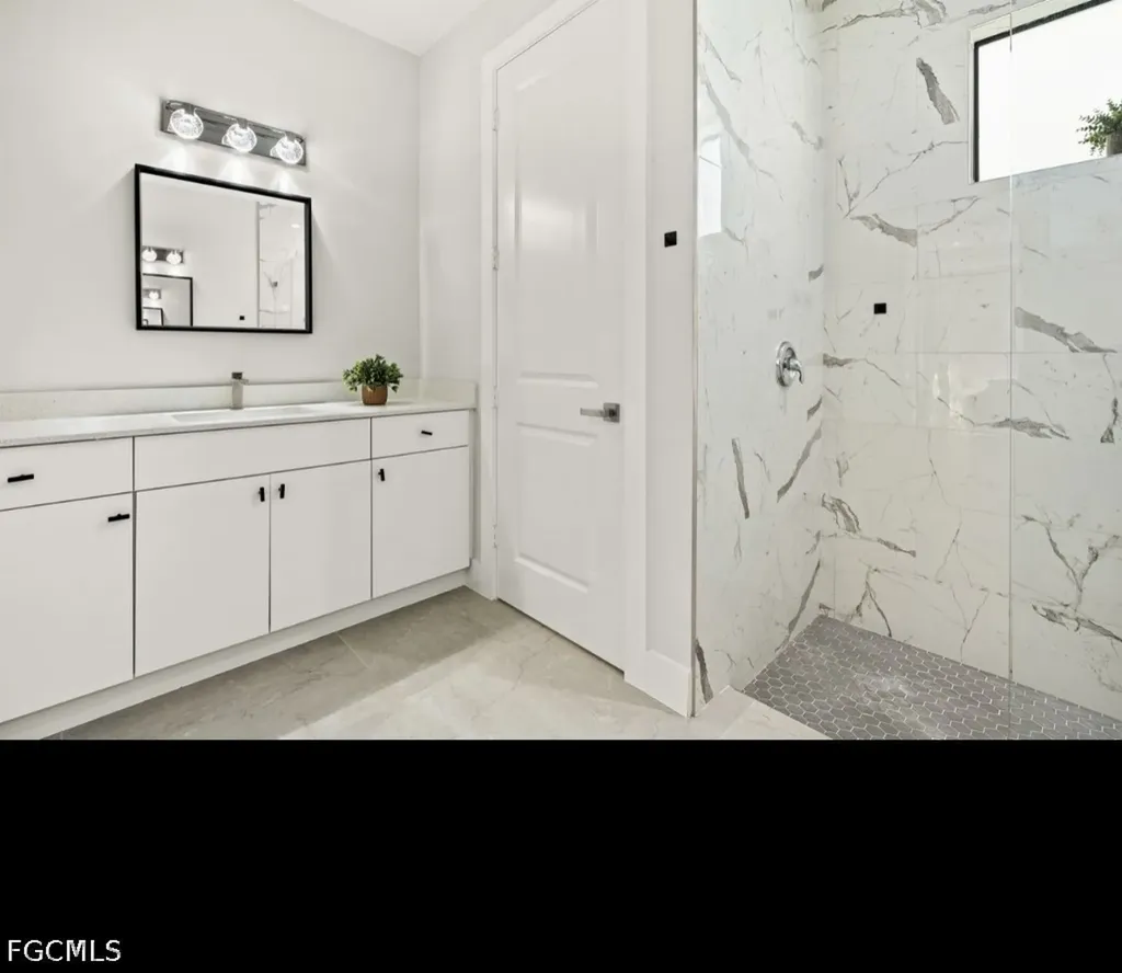 2552 70th Avenue NE Naples FL 34120