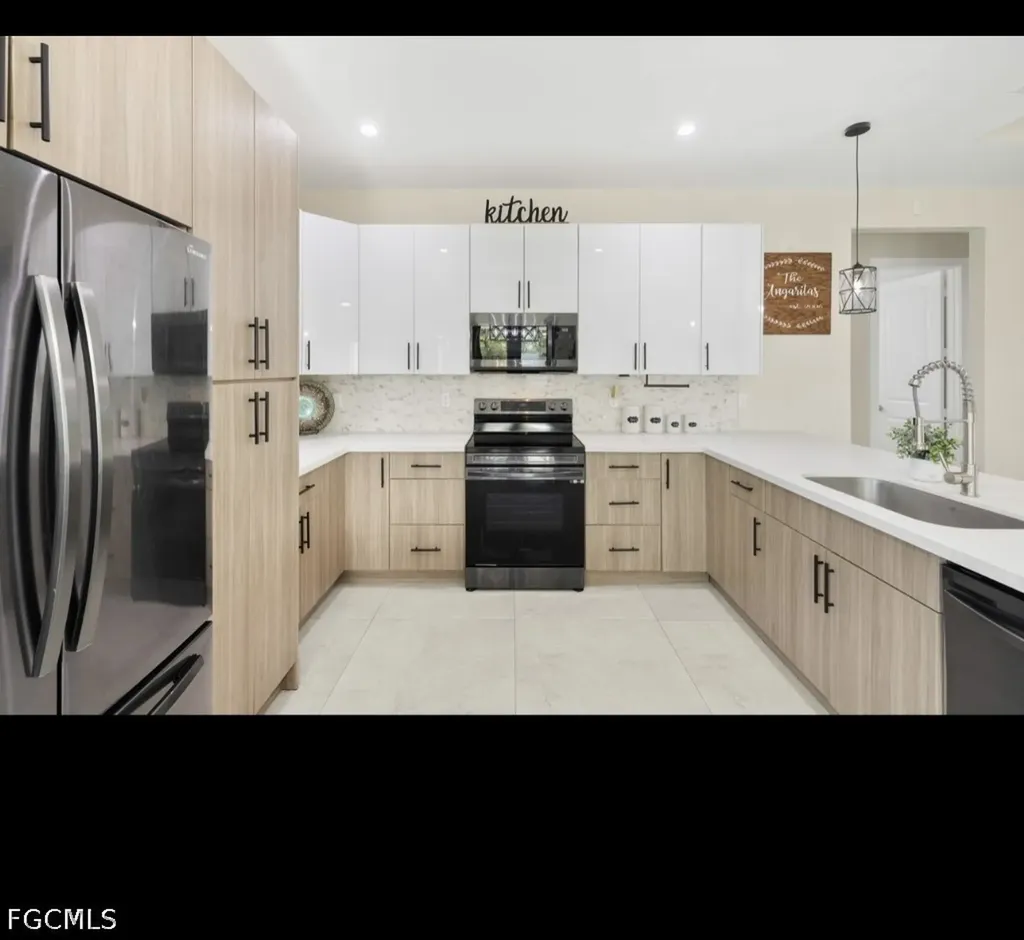 2552 70th Avenue NE Naples FL 34120