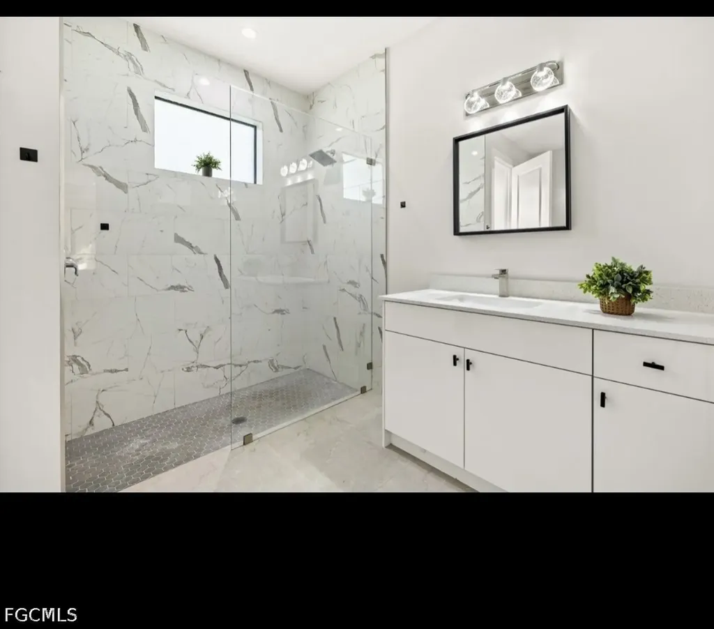2552 70th Avenue NE Naples FL 34120