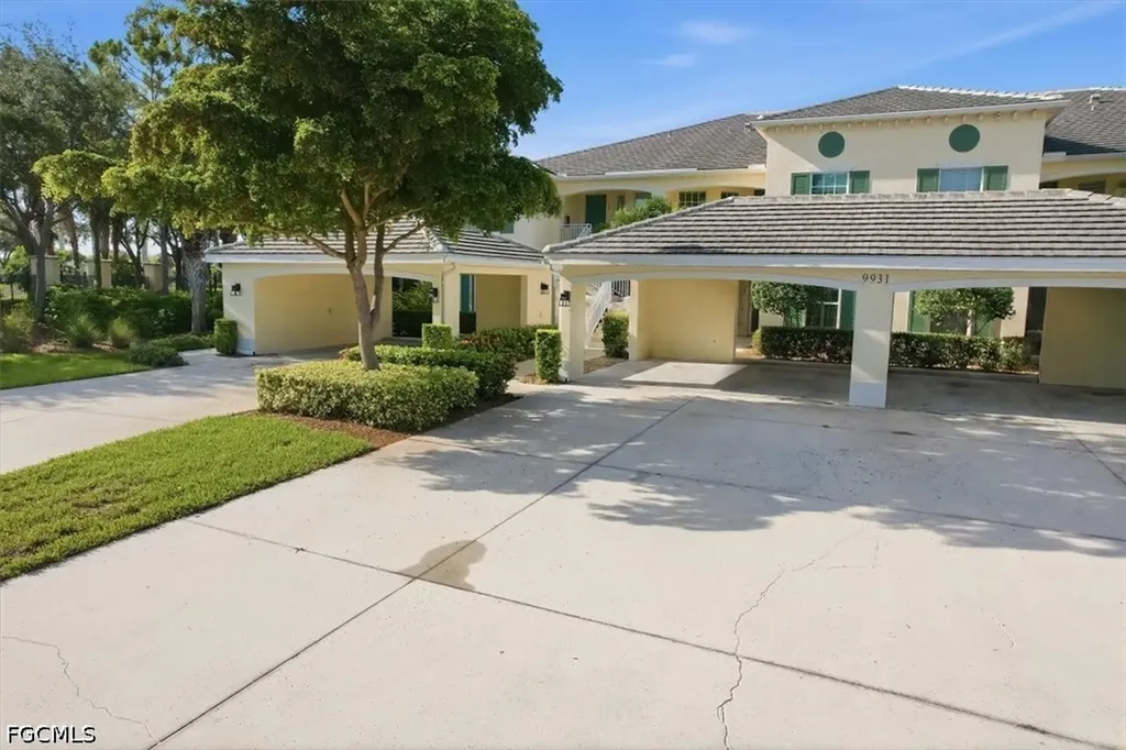 9931 Periwinkle Preserve Lane Fort Myers FL 33919