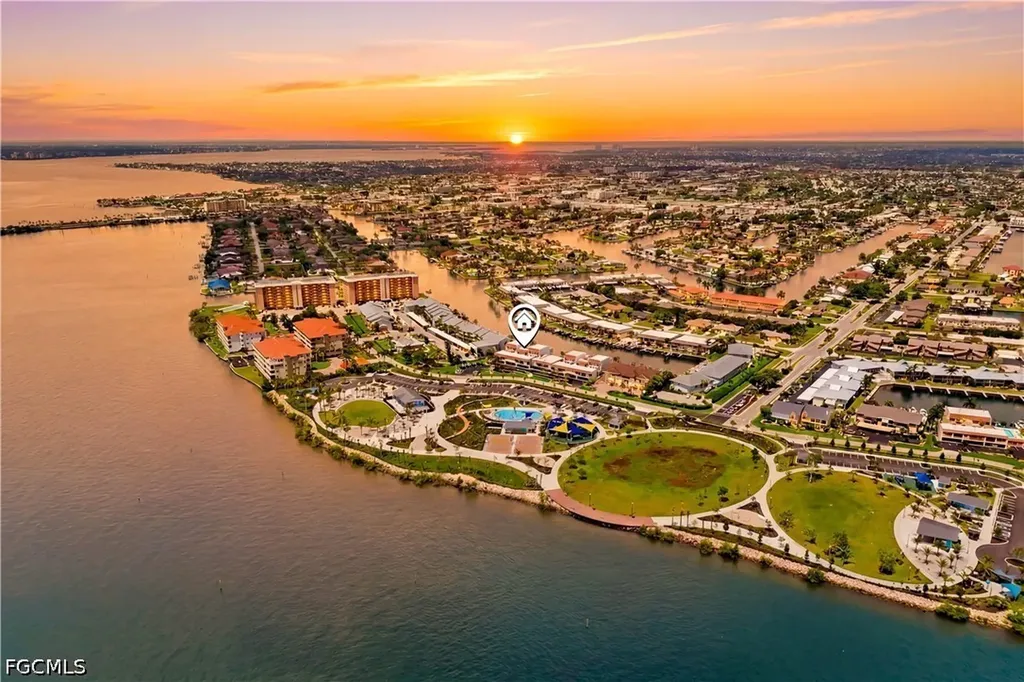 4218 SE 20th Place Cape Coral FL 33904