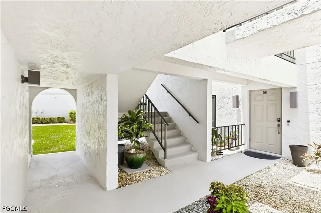 4218 SE 20th Place Cape Coral FL 33904