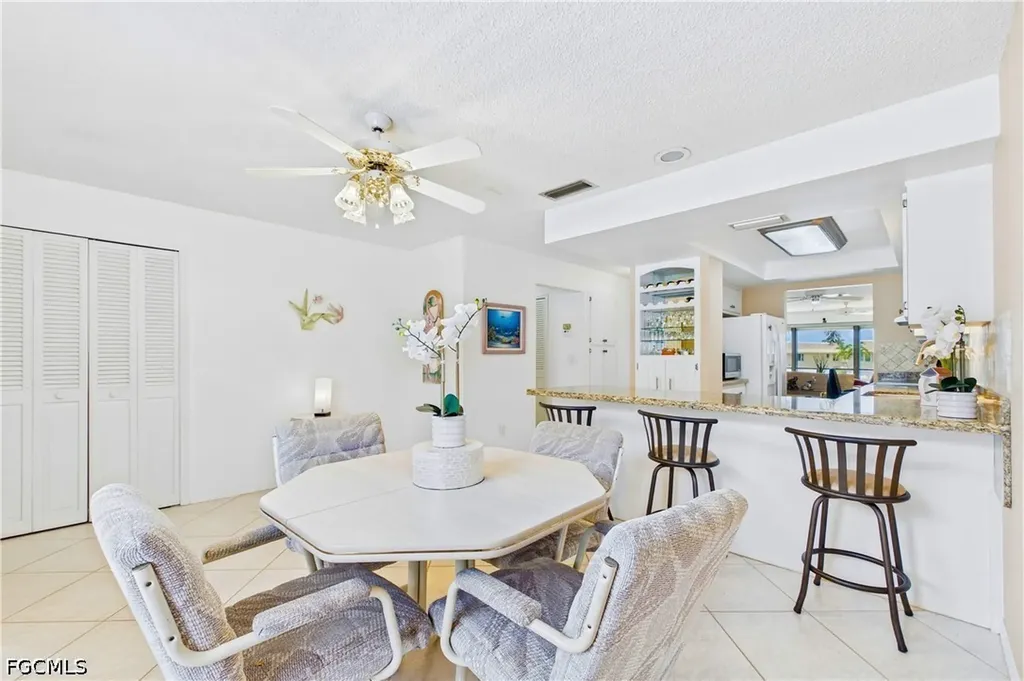 4218 SE 20th Place Cape Coral FL 33904