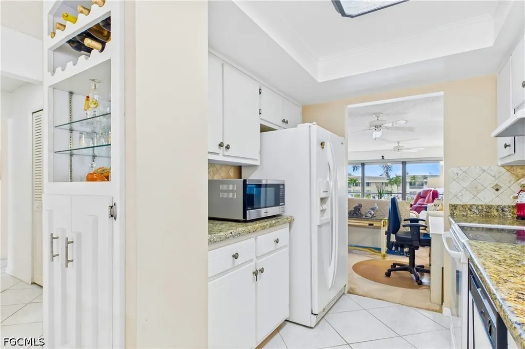 4218 SE 20th Place Cape Coral FL 33904