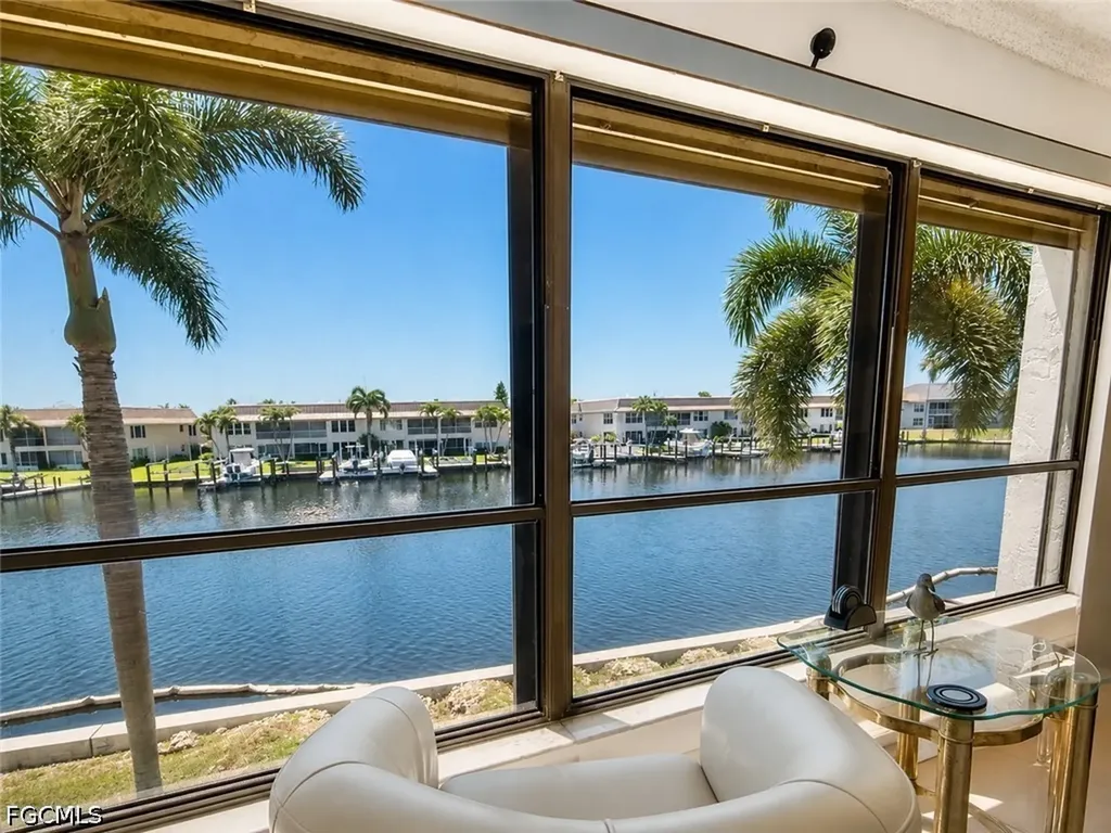 4218 SE 20th Place Cape Coral FL 33904