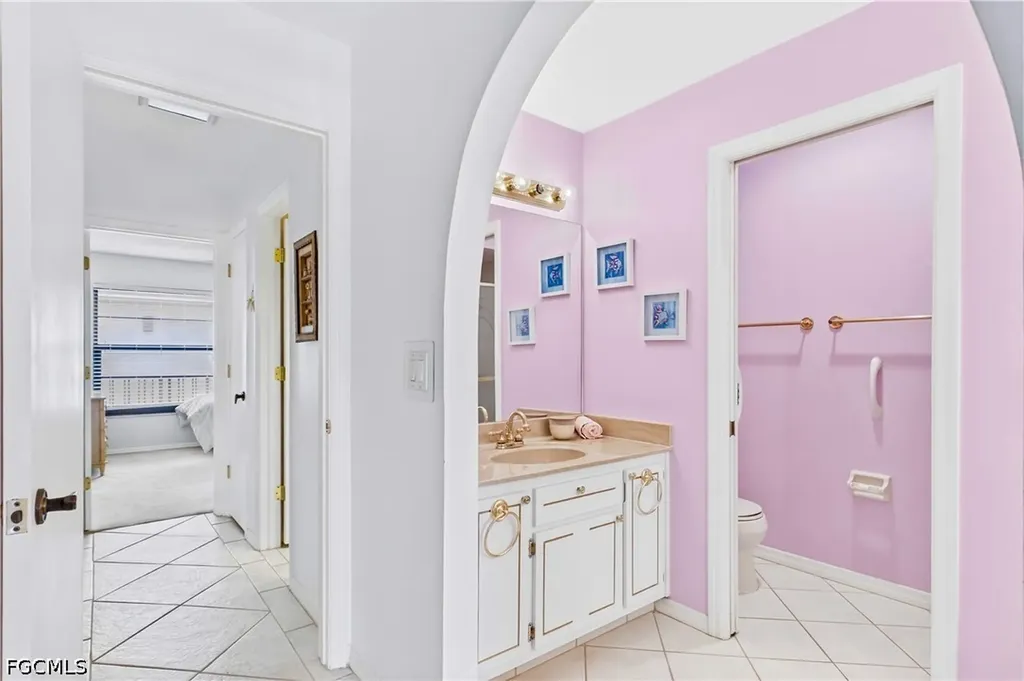 4218 SE 20th Place Cape Coral FL 33904