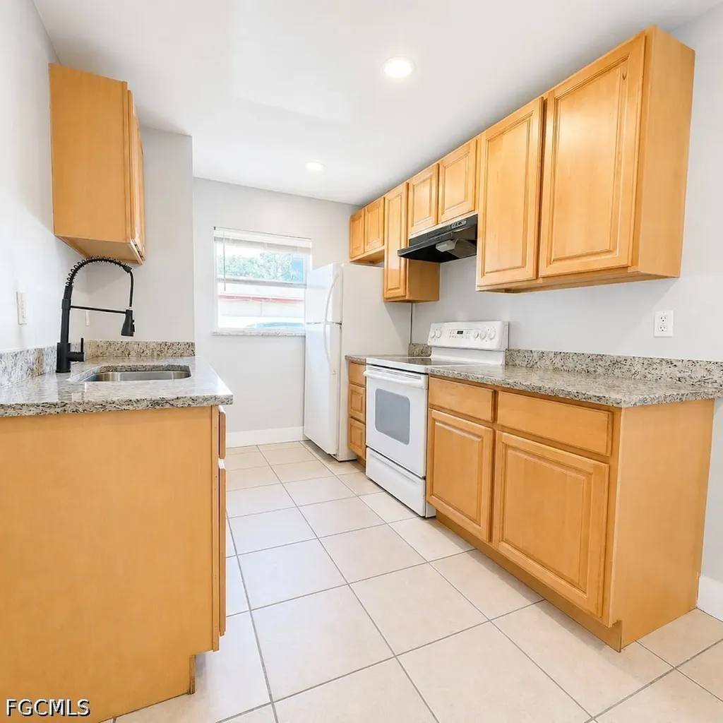1572 Cypress Drive Fort Myers FL 33907