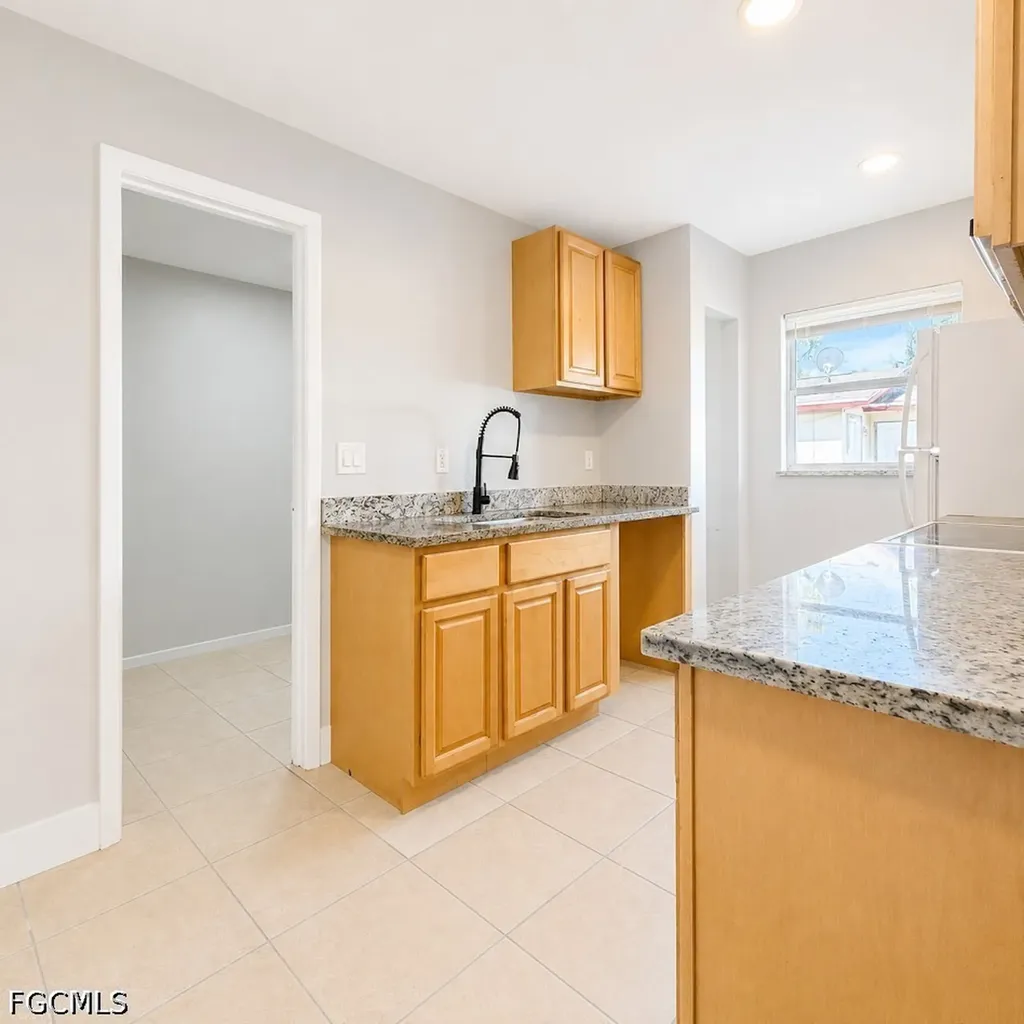 1572 Cypress Drive Fort Myers FL 33907