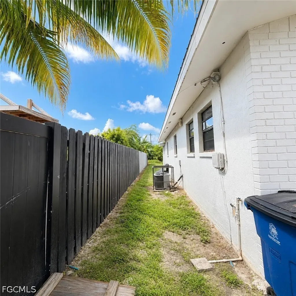 1572 Cypress Drive Fort Myers FL 33907