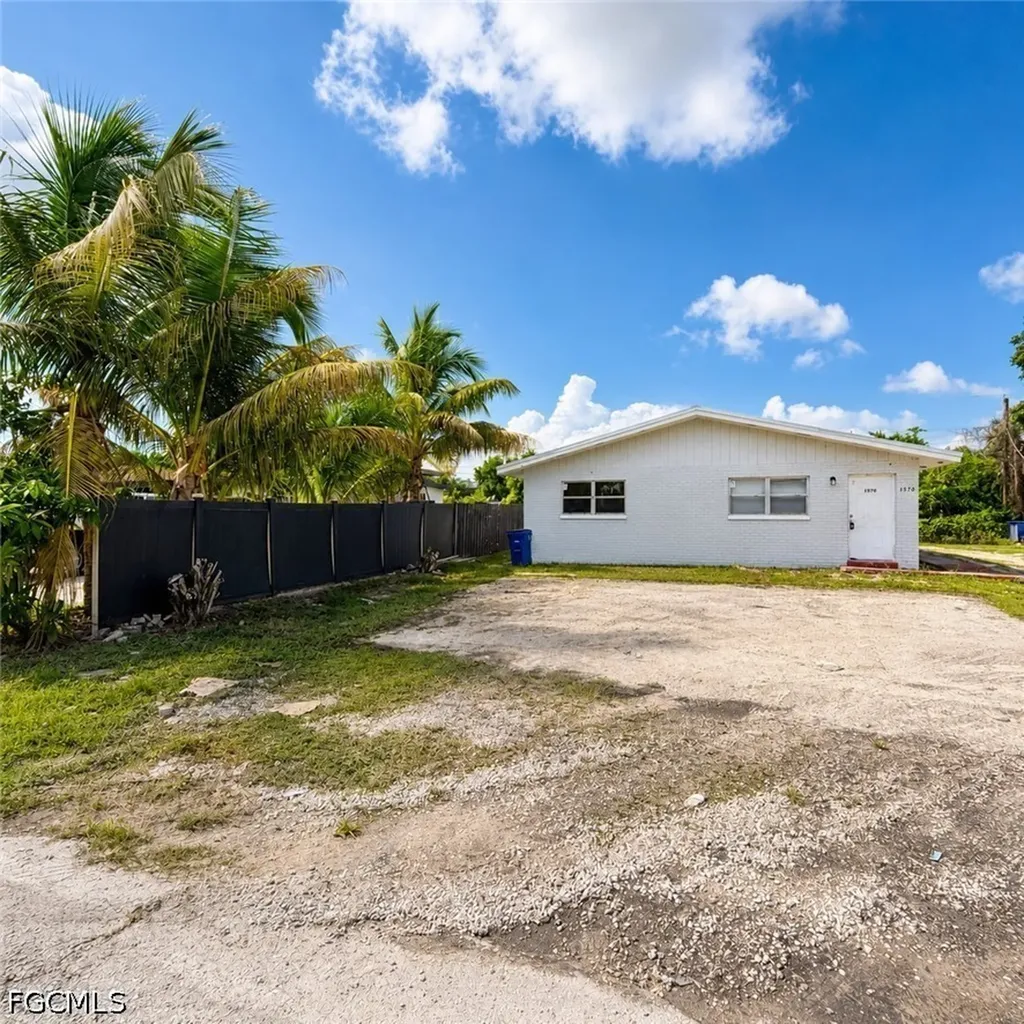 1572 Cypress Drive Fort Myers FL 33907
