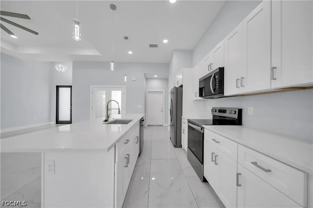 1622 NW 18th Terrace Cape Coral FL 33993