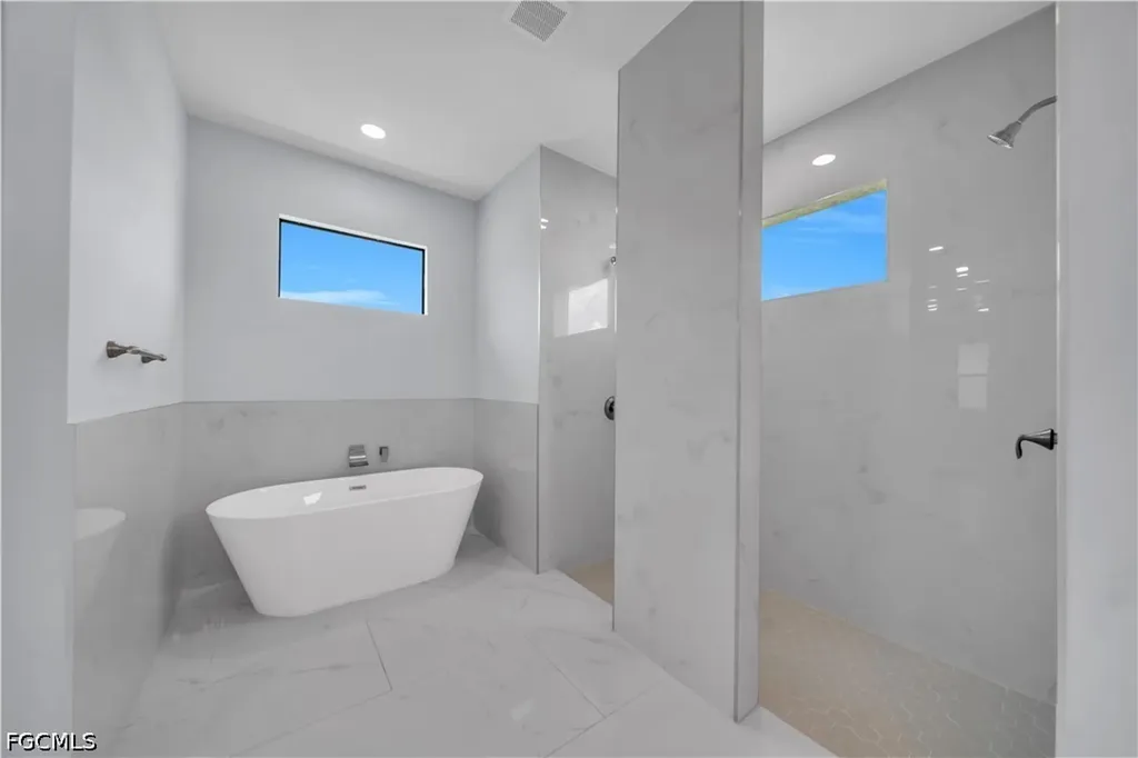 1622 NW 18th Terrace Cape Coral FL 33993