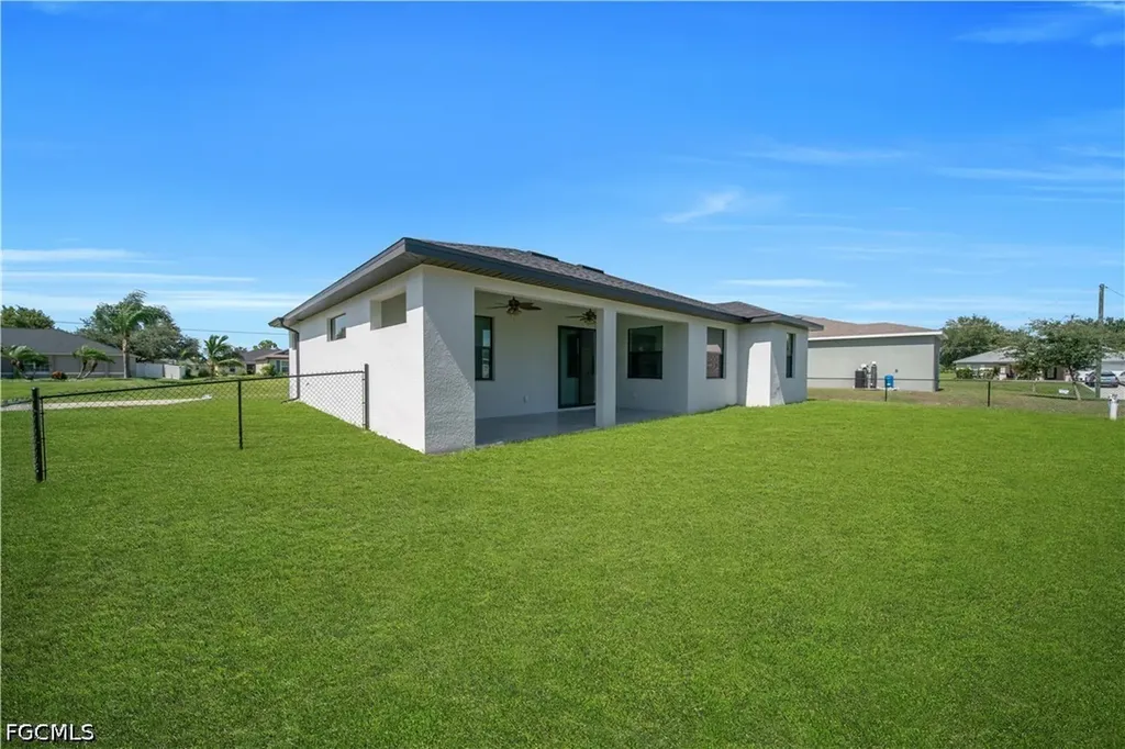 1622 NW 18th Terrace Cape Coral FL 33993