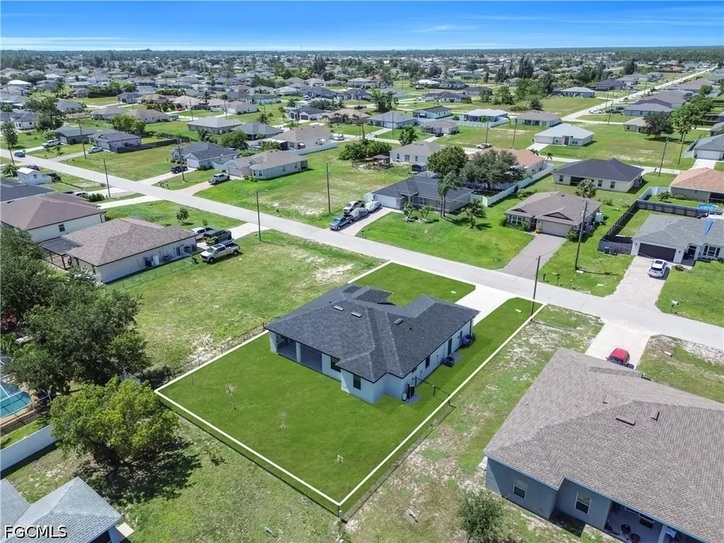 1622 NW 18th Terrace Cape Coral FL 33993