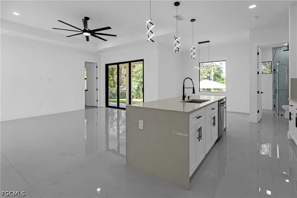 619 Sheldon Avenue Lehigh Acres FL 33936