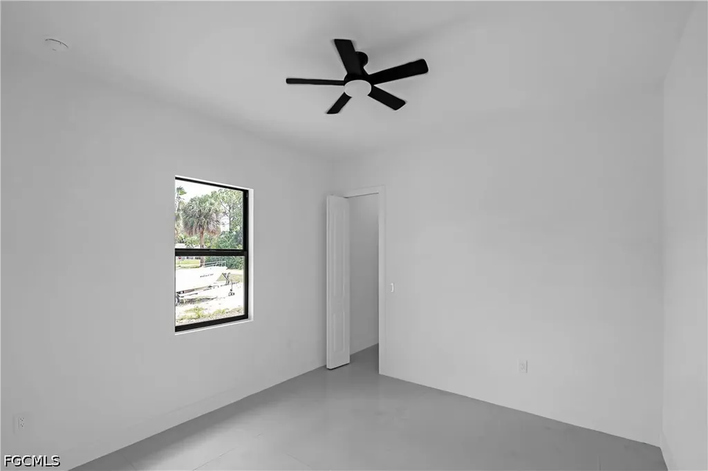 619 Sheldon Avenue Lehigh Acres FL 33936