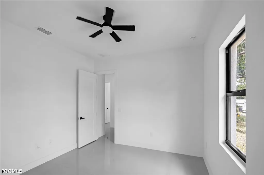 619 Sheldon Avenue Lehigh Acres FL 33936