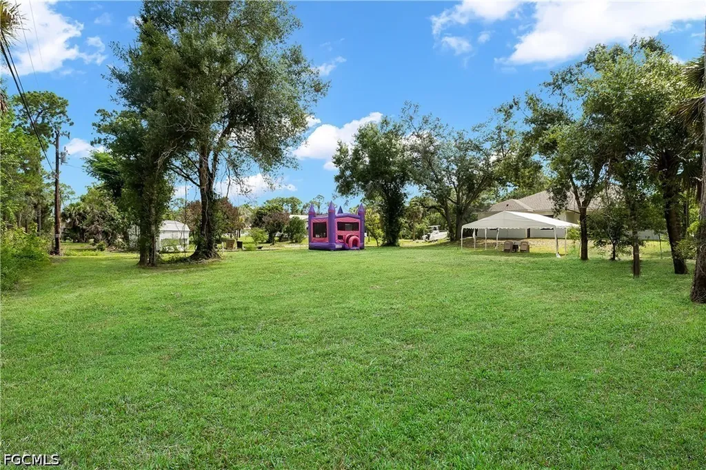 619 Sheldon Avenue Lehigh Acres FL 33936