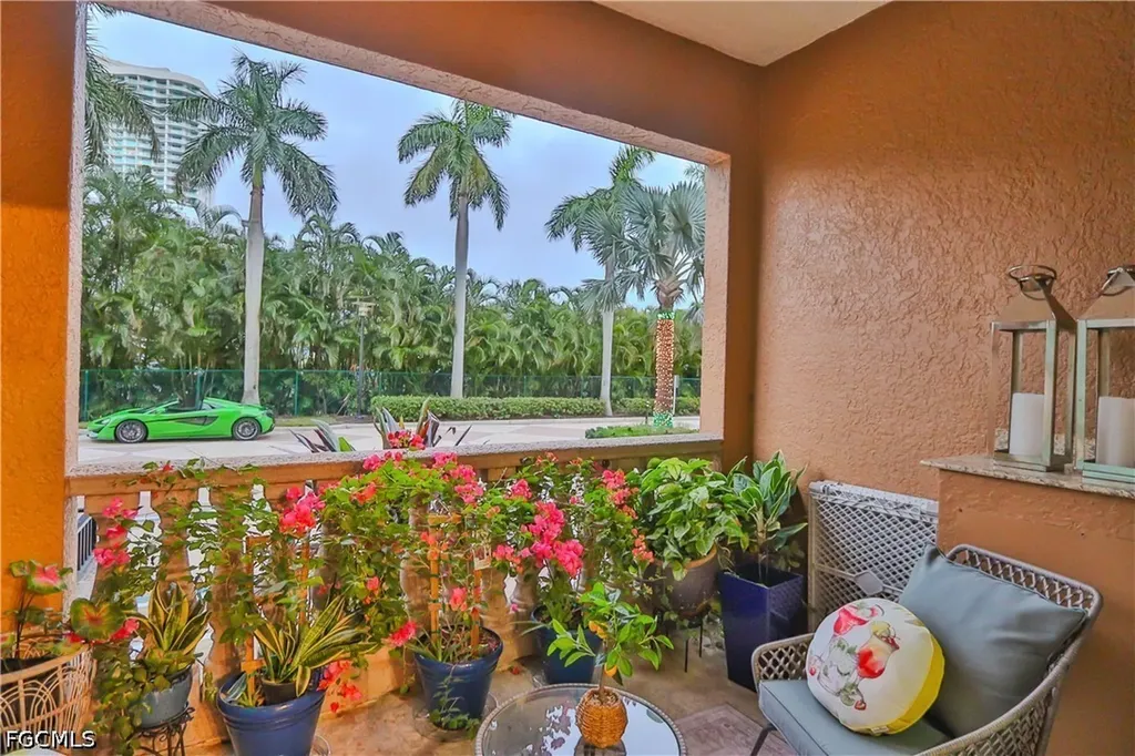 2825 Palm Beach Boulevard Fort Myers FL 33916