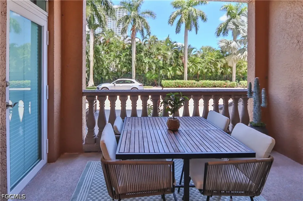 2825 Palm Beach Boulevard Fort Myers FL 33916