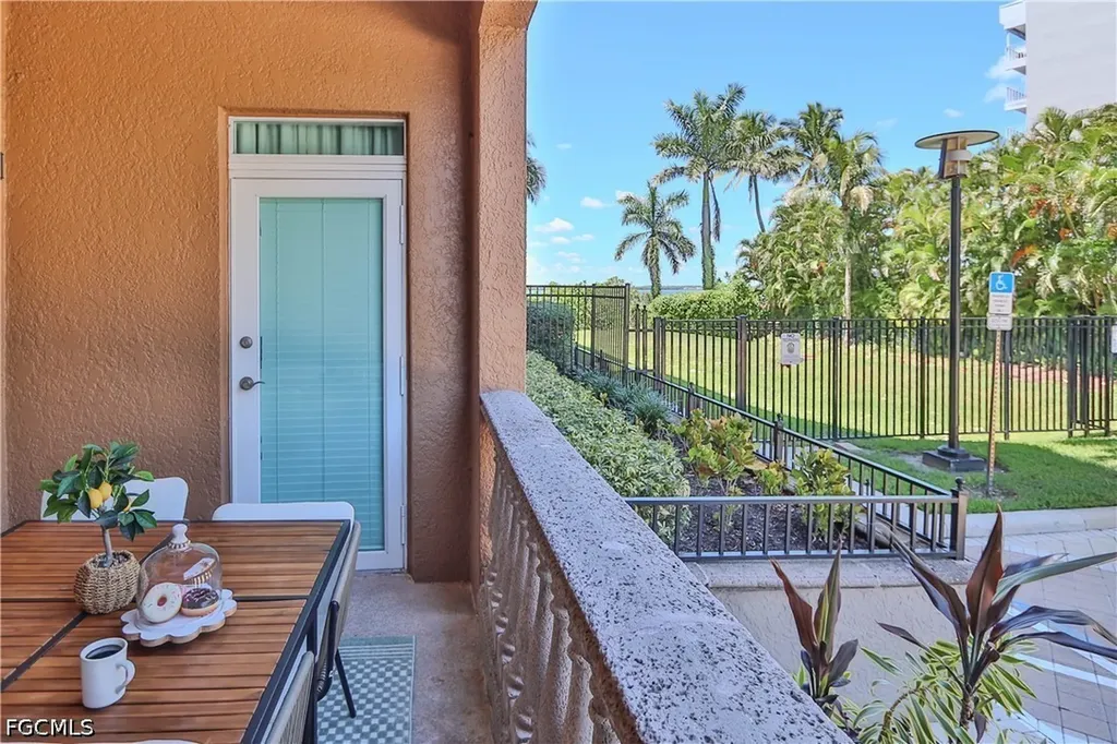 2825 Palm Beach Boulevard Fort Myers FL 33916