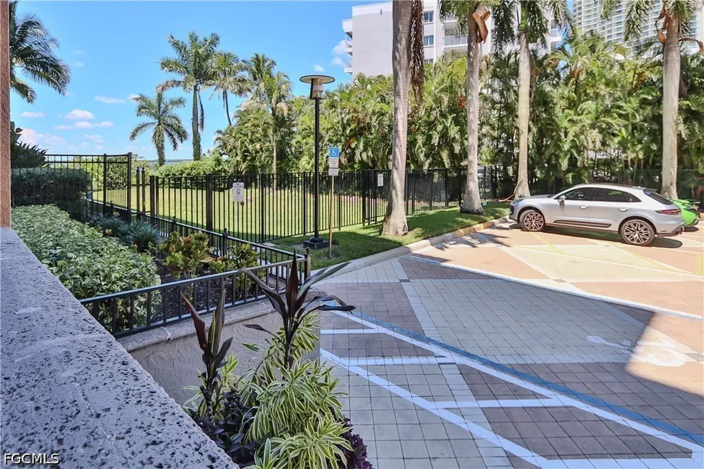 2825 Palm Beach Boulevard Fort Myers FL 33916