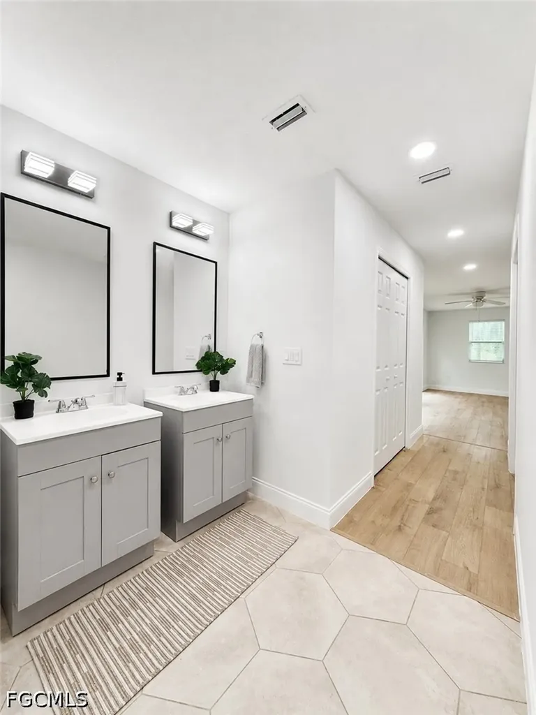 10002 Takomah Trail Tampa FL 33617