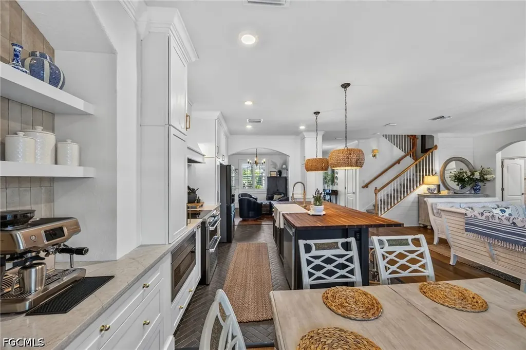 16037 Palmetto Prairie Drive Alva FL 33920