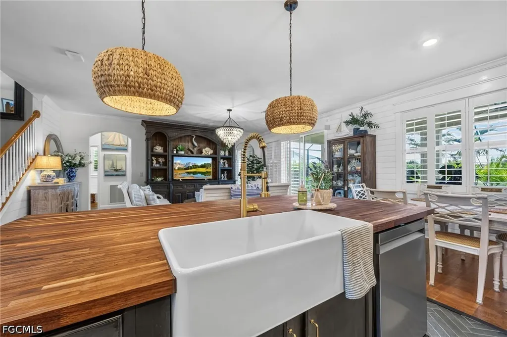 16037 Palmetto Prairie Drive Alva FL 33920