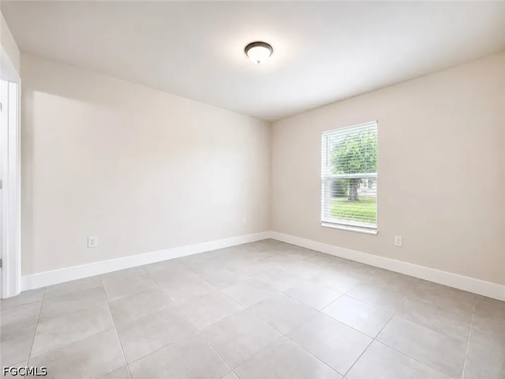 1631 SW 1st Avenue Cape Coral FL 33991