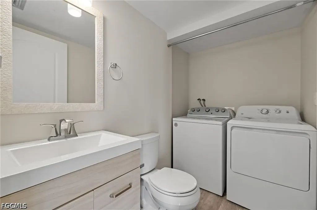 3300 Royal Canadian Trace Fort Myers FL 33907