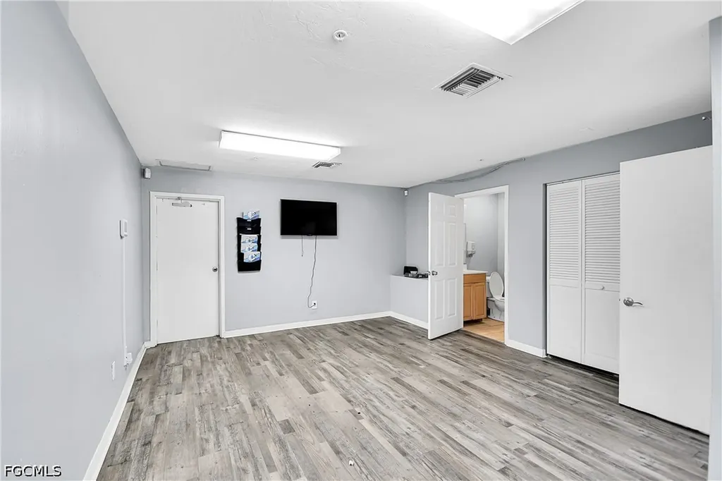 12165 Metro Parkway Fort Myers FL 33966