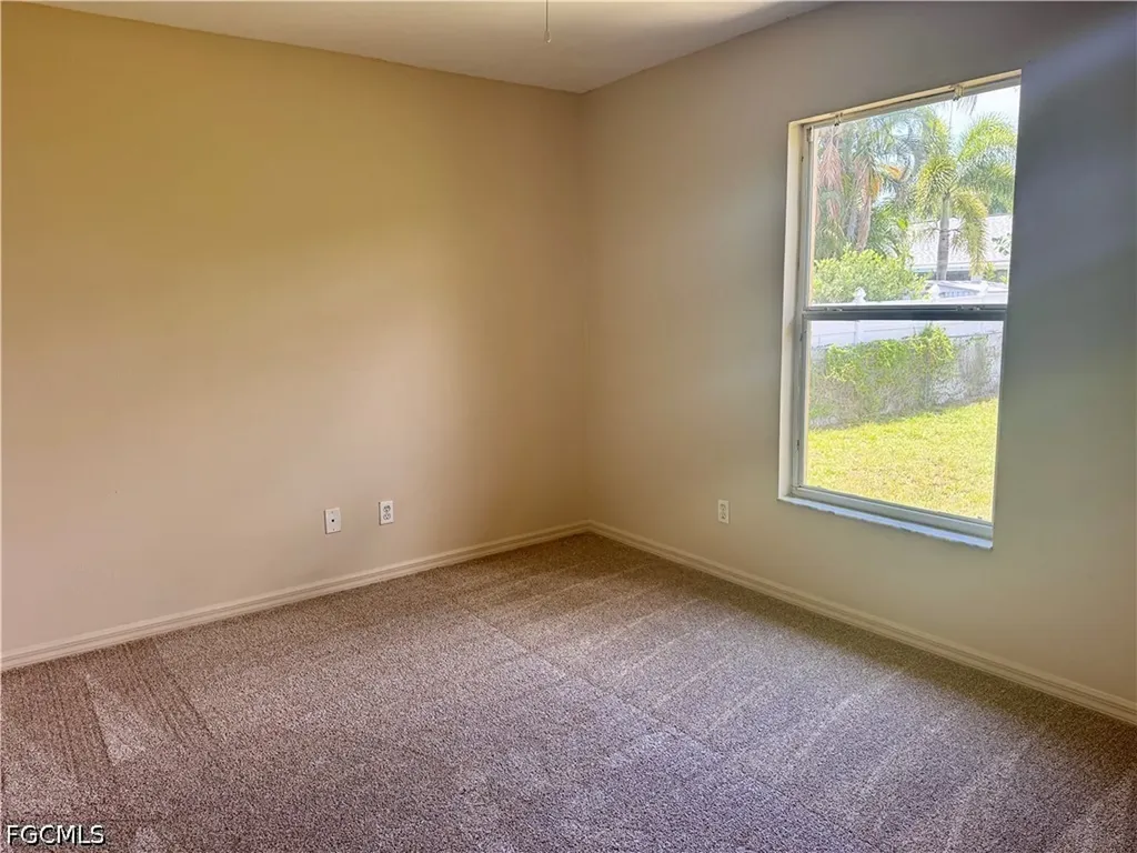 1209 SW 39th Street Cape Coral FL 33914
