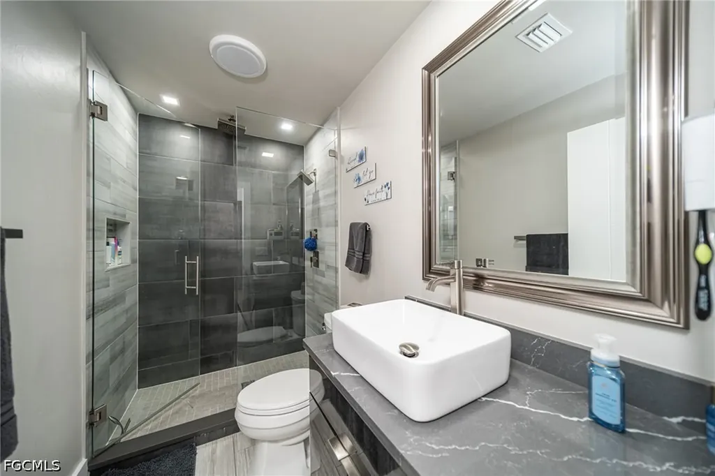 222 NE 22nd Avenue Cape Coral FL 33909