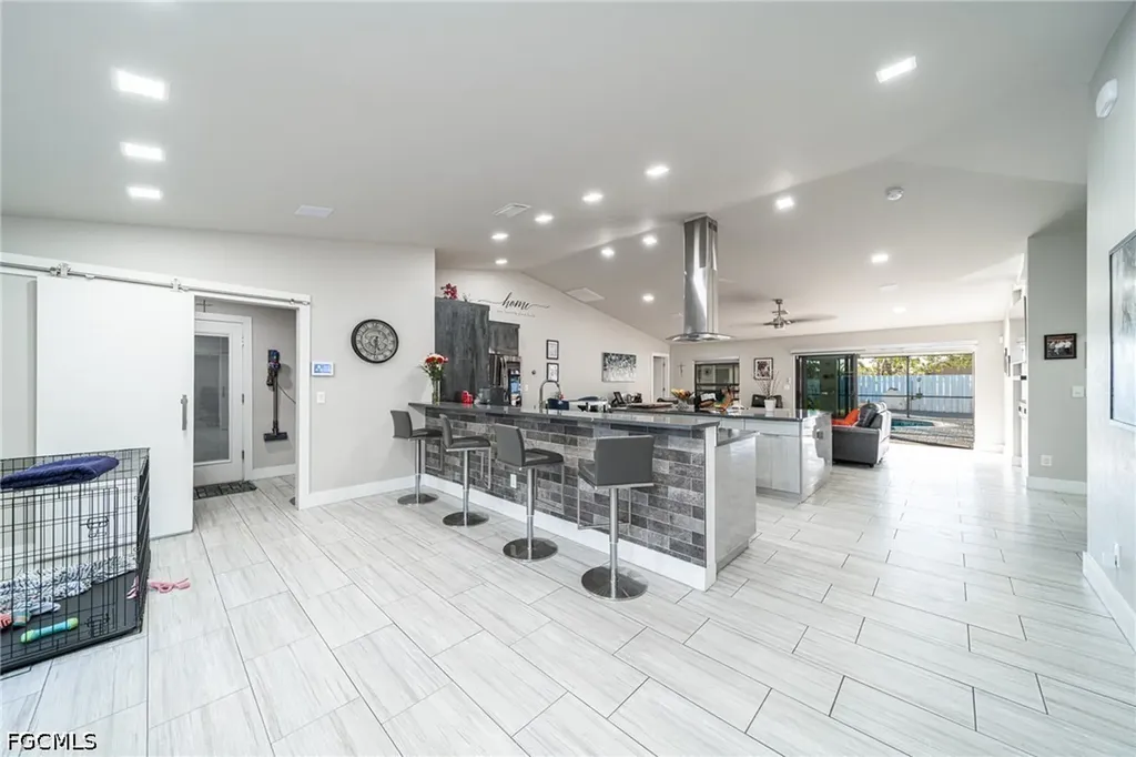222 NE 22nd Avenue Cape Coral FL 33909