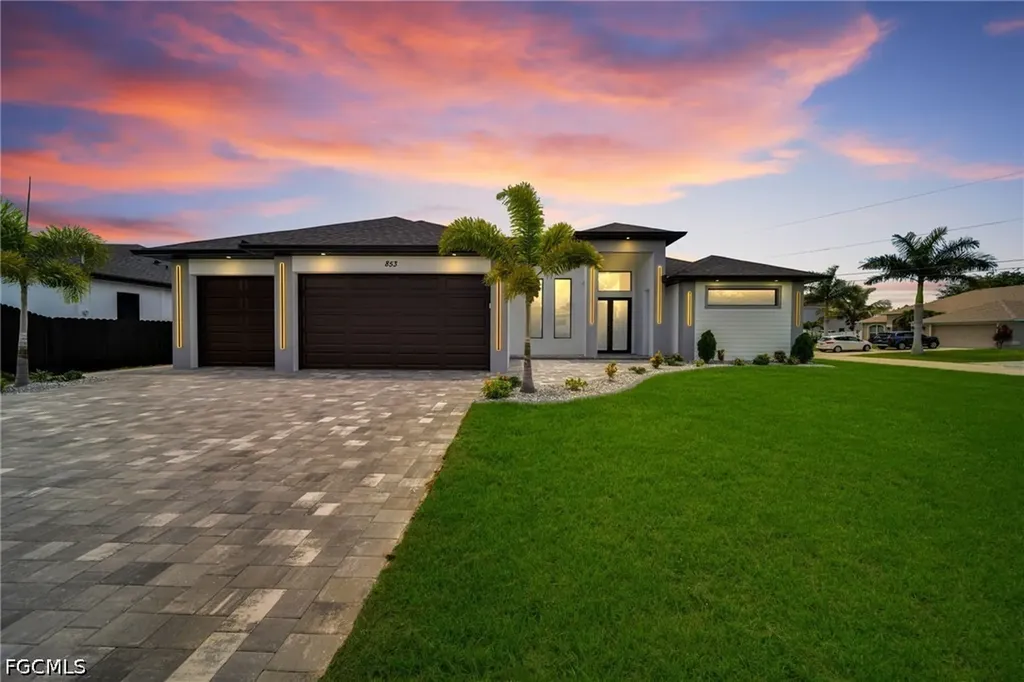 Cape Coral FL, 853 SW 15th Avenue