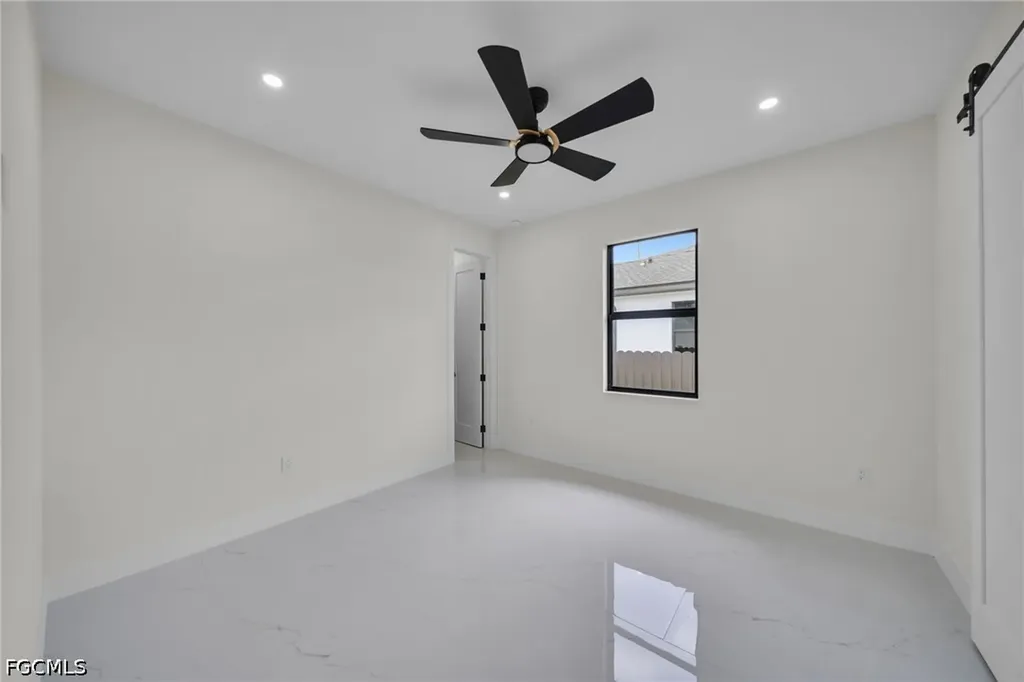 853 SW 15th Avenue Cape Coral FL 33991