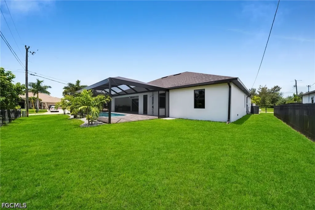 853 SW 15th Avenue Cape Coral FL 33991