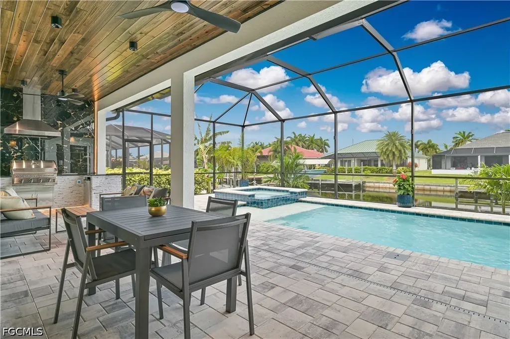3306 SW 26th Place Cape Coral FL 33914