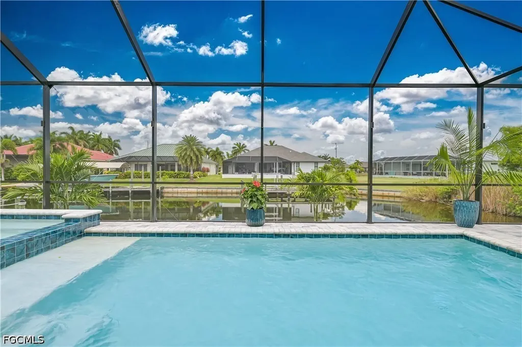 3306 SW 26th Place Cape Coral FL 33914