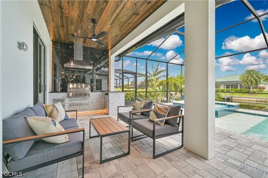 3306 SW 26th Place Cape Coral FL 33914