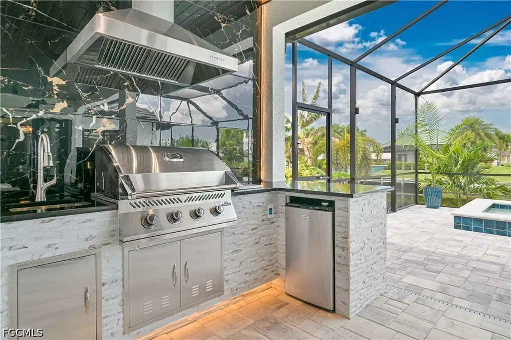3306 SW 26th Place Cape Coral FL 33914