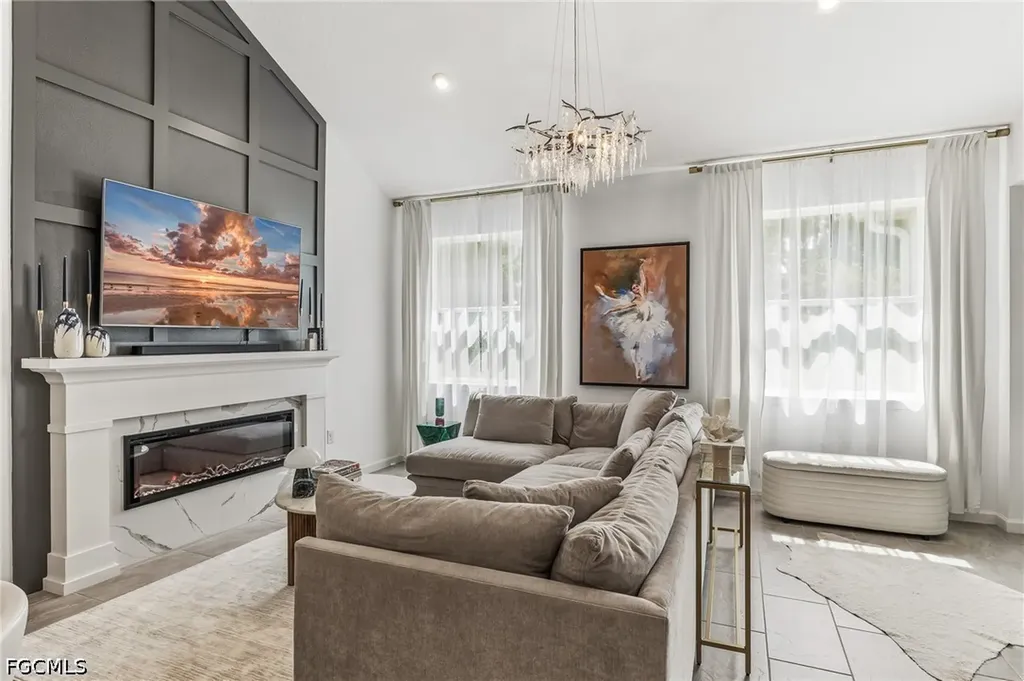 4704 Arboretum Circle Naples FL 34112