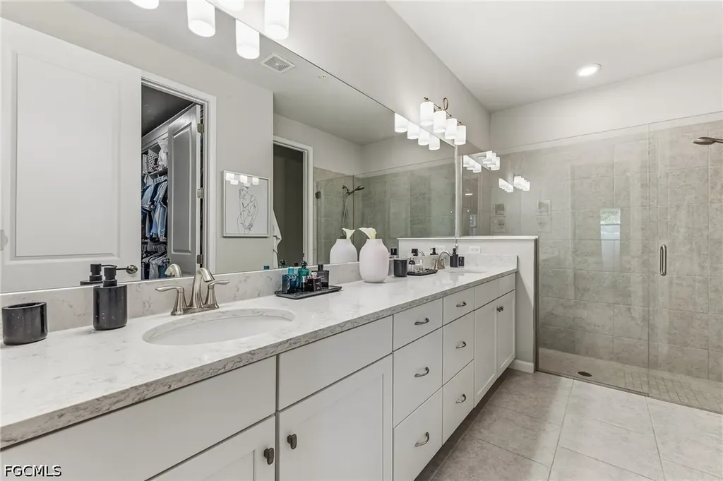 4704 Arboretum Circle Naples FL 34112