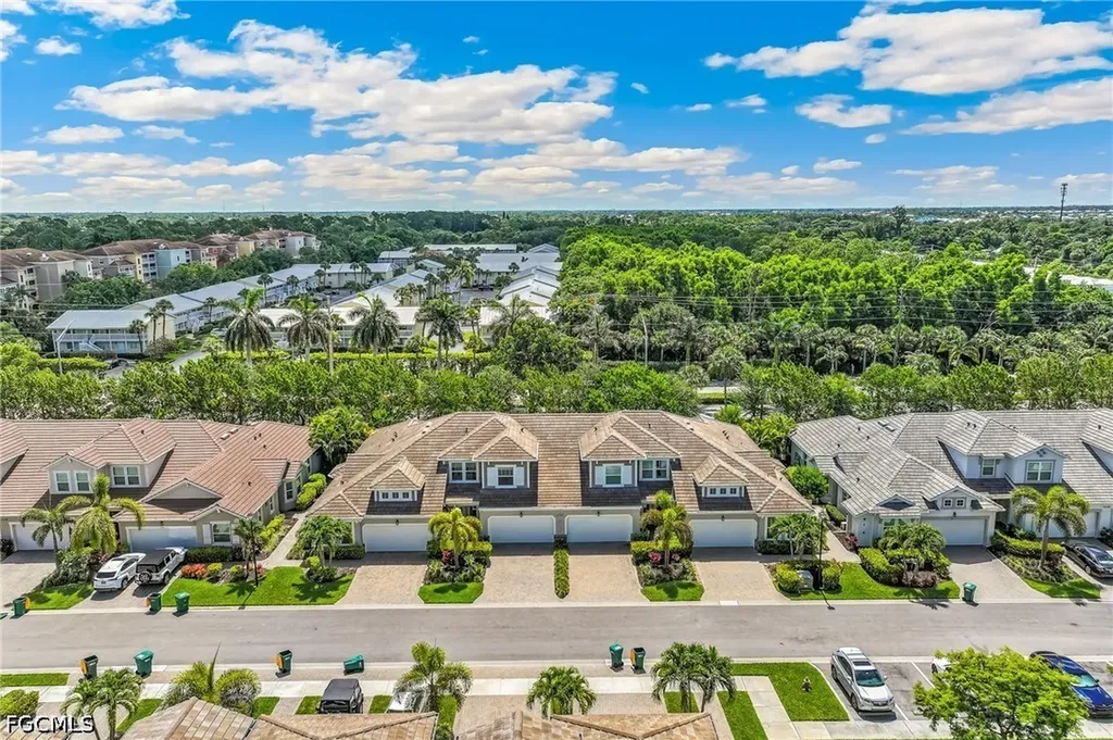4704 Arboretum Circle Naples FL 34112
