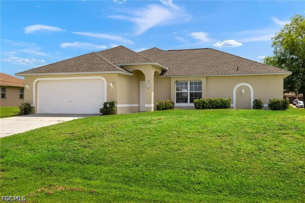 3919 SW 14th Avenue Cape Coral FL 33914