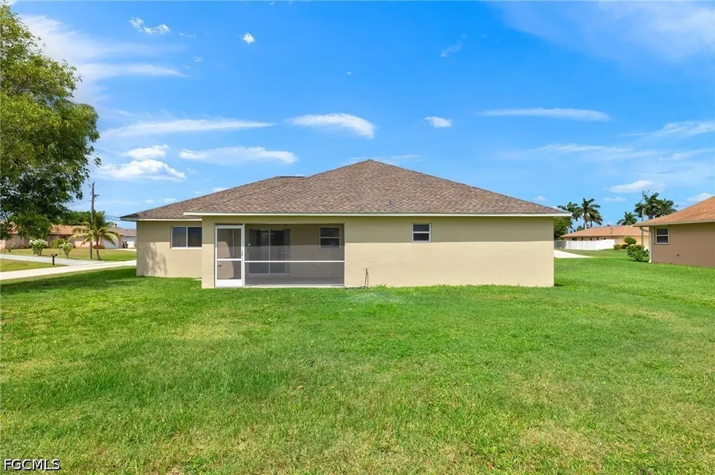 3919 SW 14th Avenue Cape Coral FL 33914