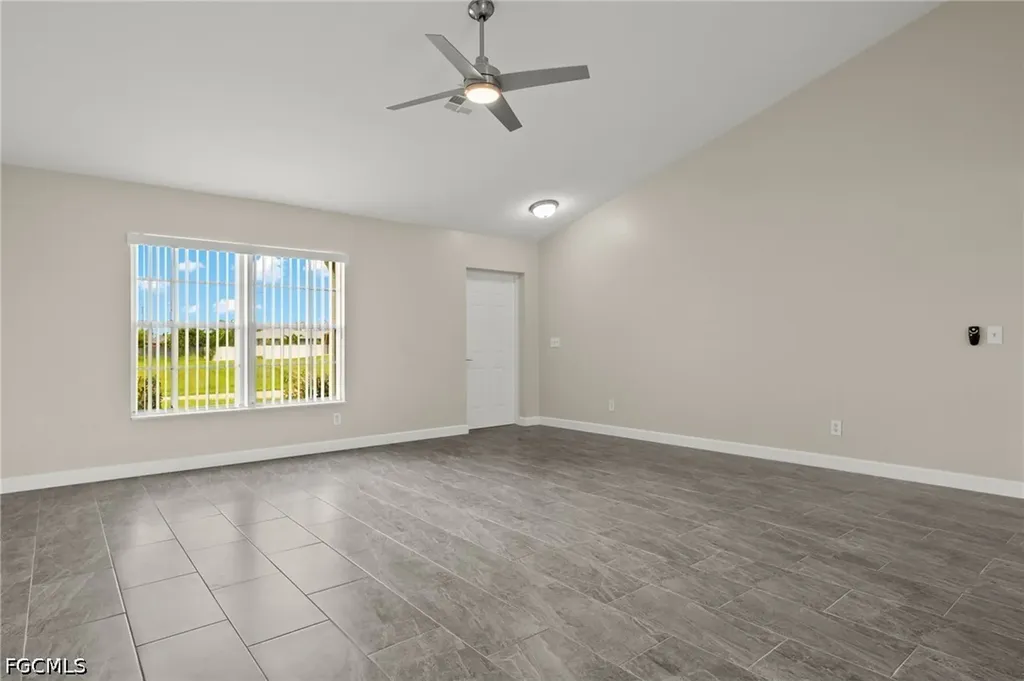 3919 SW 14th Avenue Cape Coral FL 33914